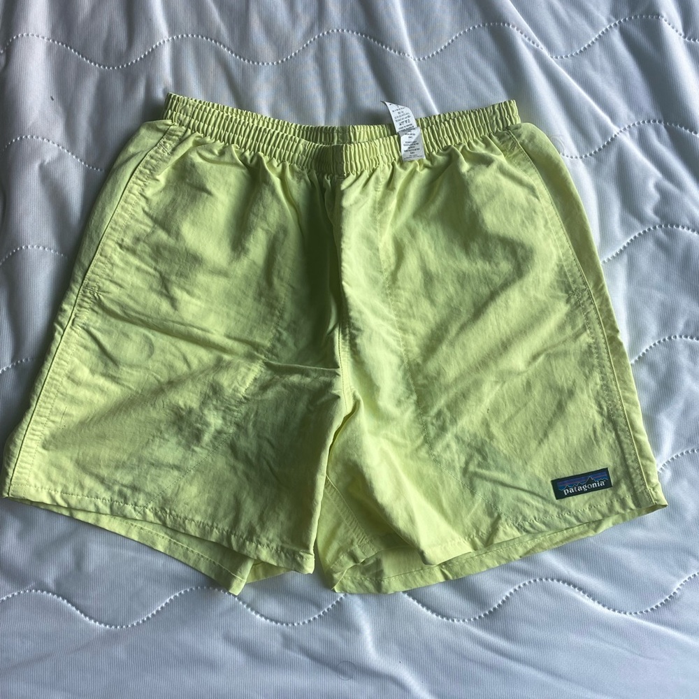 Patagonia 5” Baggies - Neon Yellow